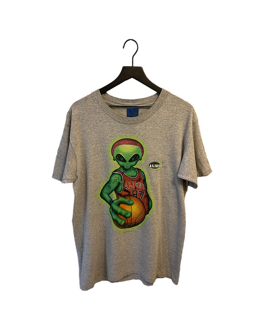 1996 Aliens Basketball T-shirt