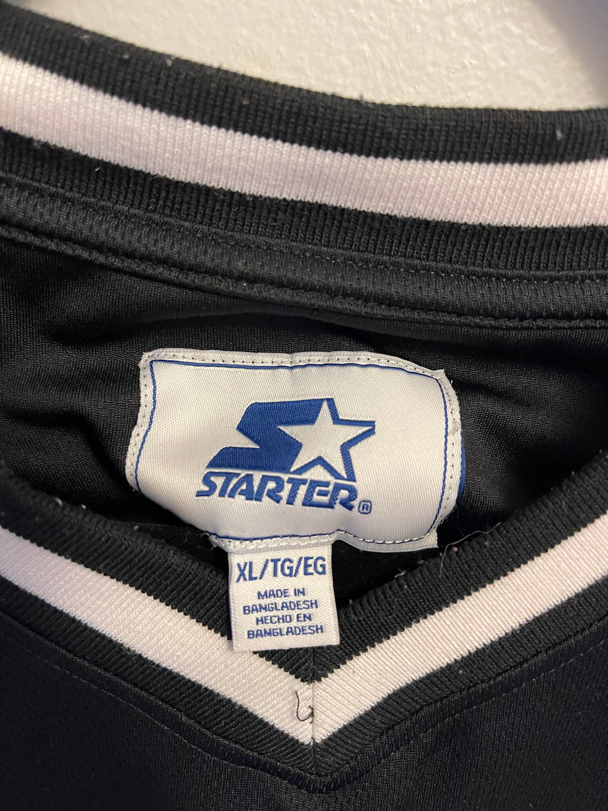 Vintage Starter NBA Chicago Bulls Jersey