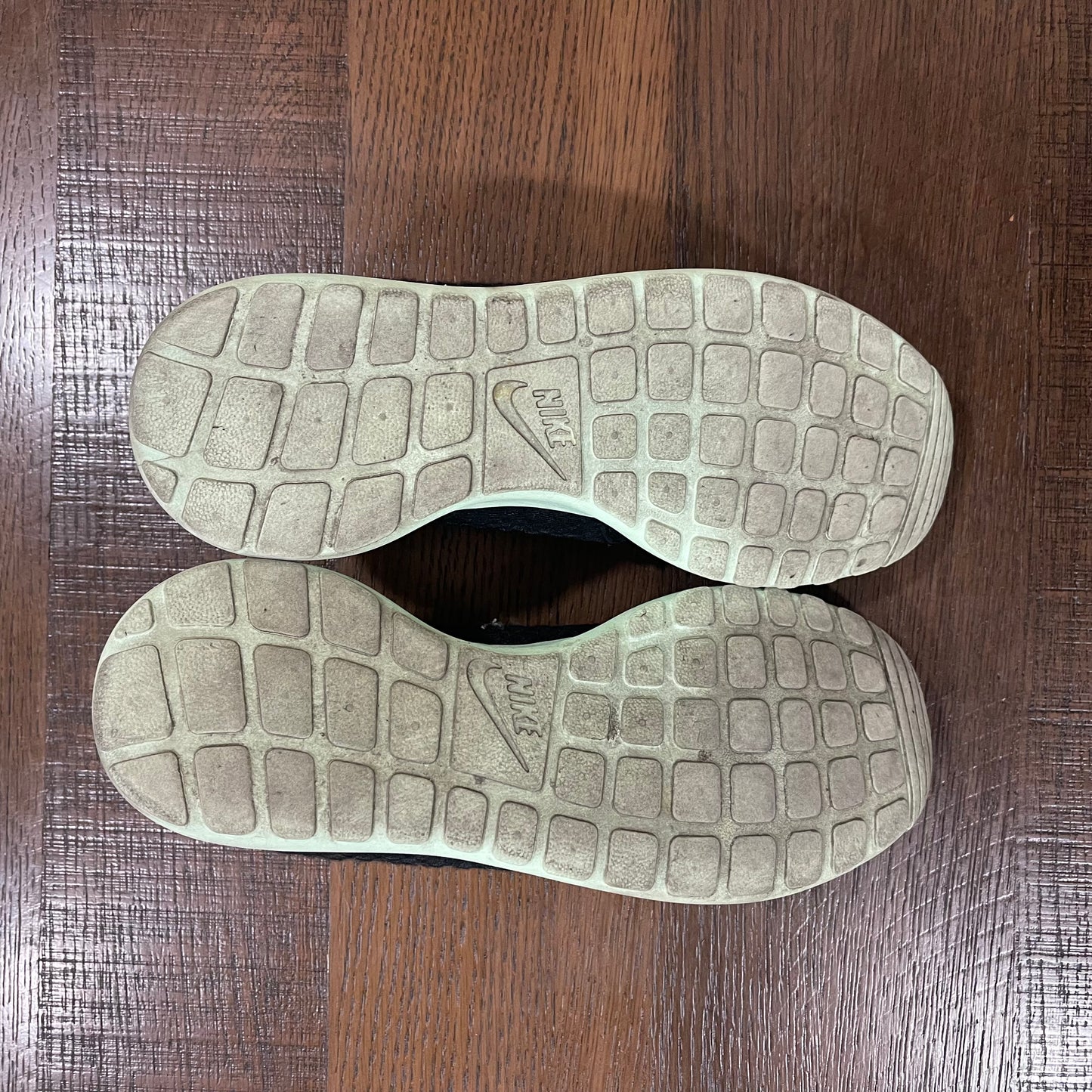 2013 Nike Roshe One FB Yeezy Sneakers