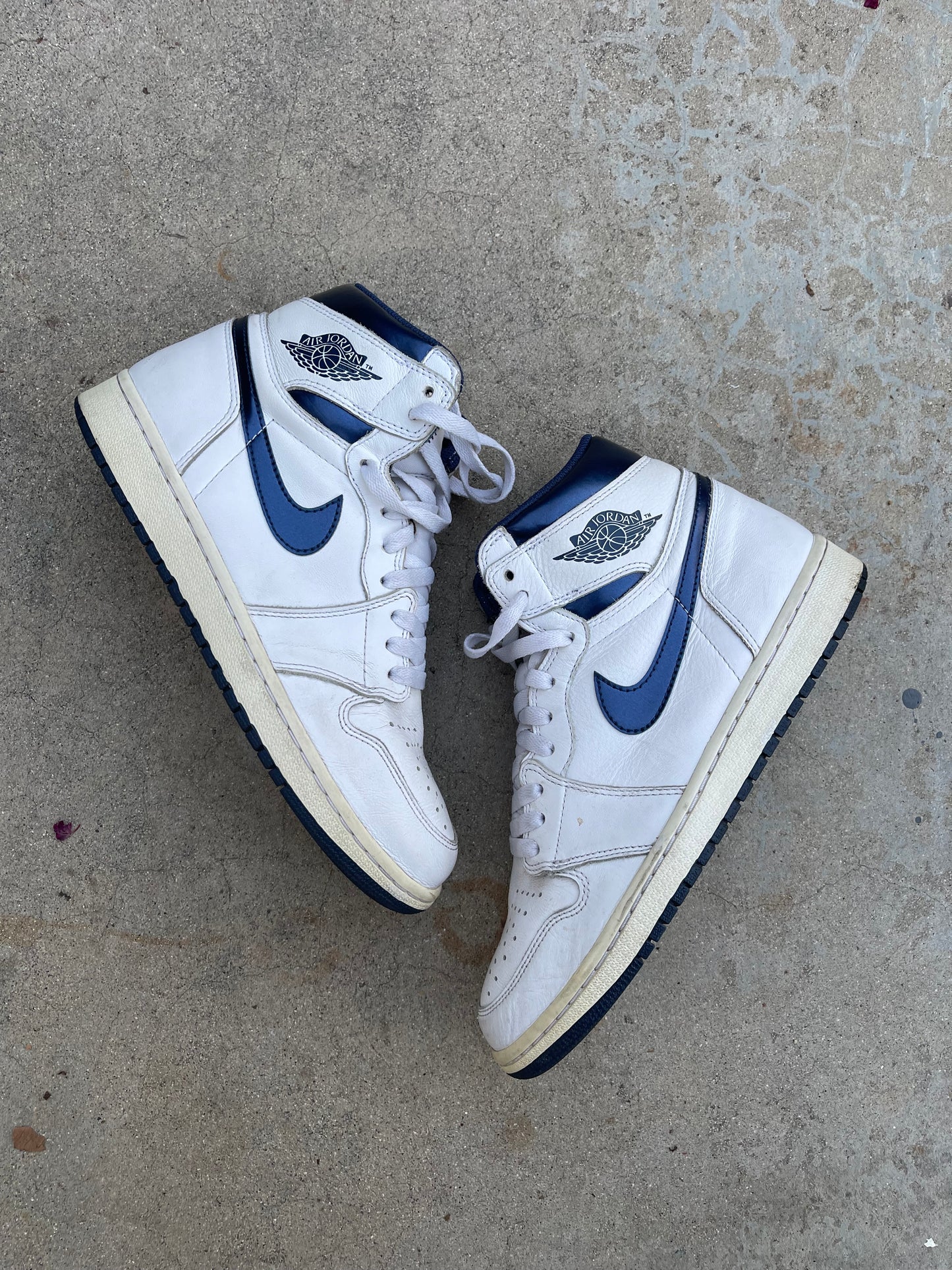 2016 Air Jordan 1 High OG Metallic Navy Sneakers