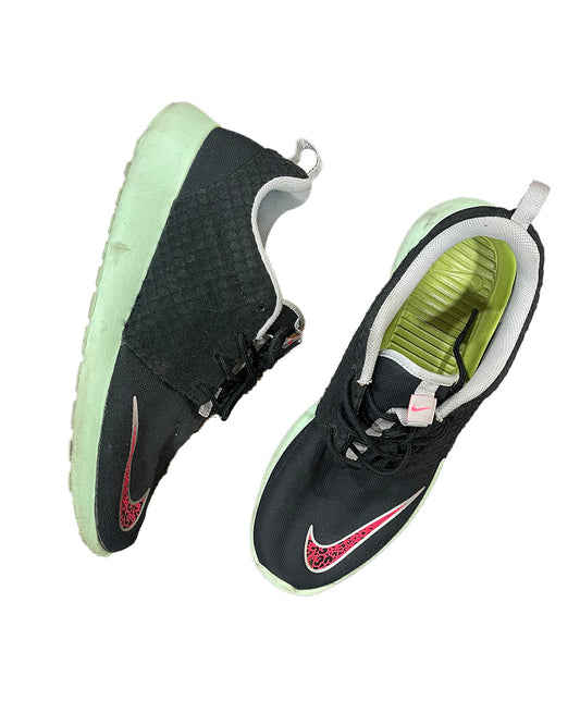 2013 Nike Roshe One FB Yeezy Sneakers